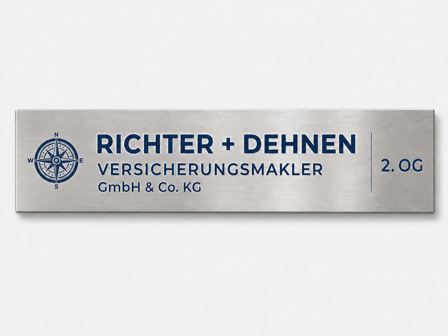 Eingangsschild Richter + Dehnen Versicherungsmakler